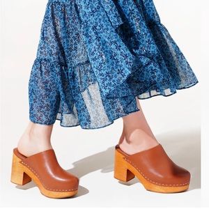 Charlotte Stone Marlo in Luggage - chunky leather wooden clogs, brand ne…
